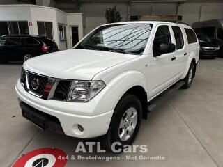 Nissan Navara 2.5 Diesel | 4x4 | Lichte vracht | Airco | 1j