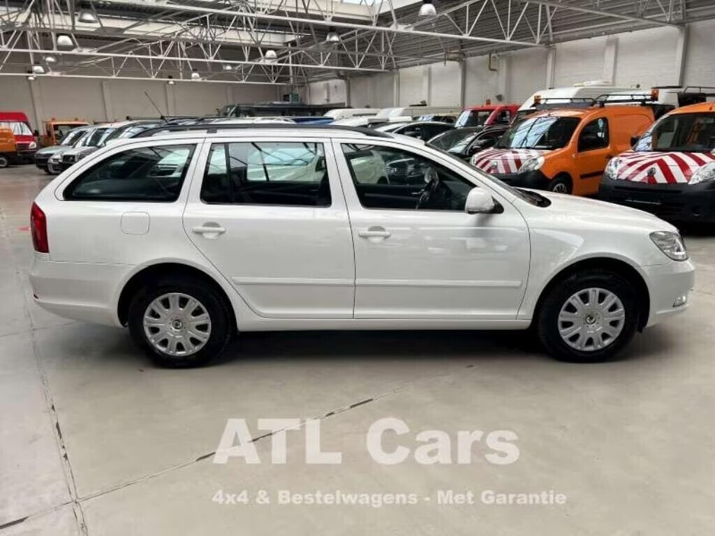 skoda-octavia-essence-48-000-km-4x4-lisez-ok-1-big-0