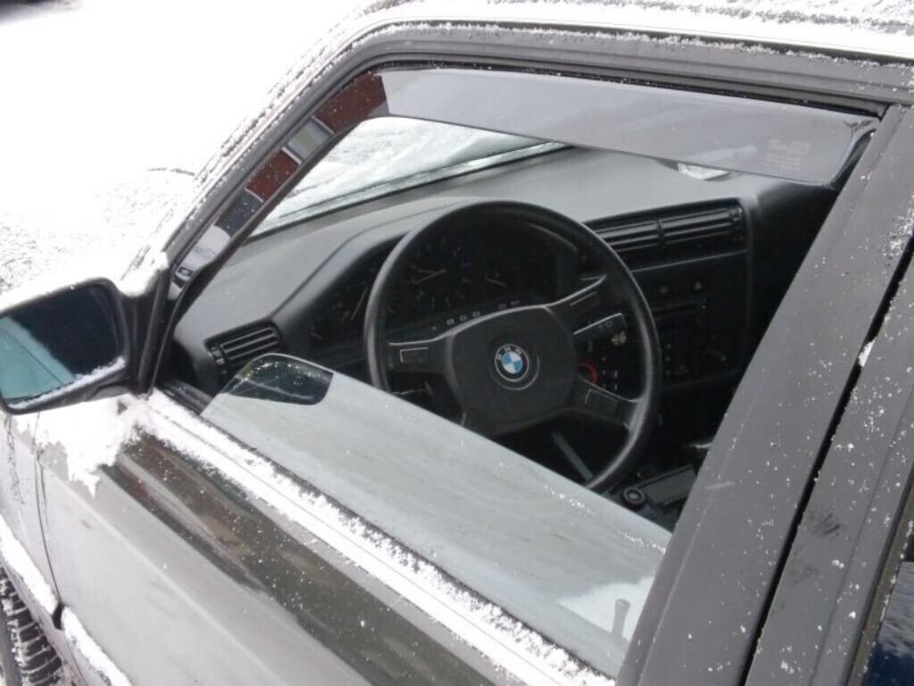 bmw-zijwindschermen-oa-e46-e90-pasvorm-getinte-raamspoilers-big-1