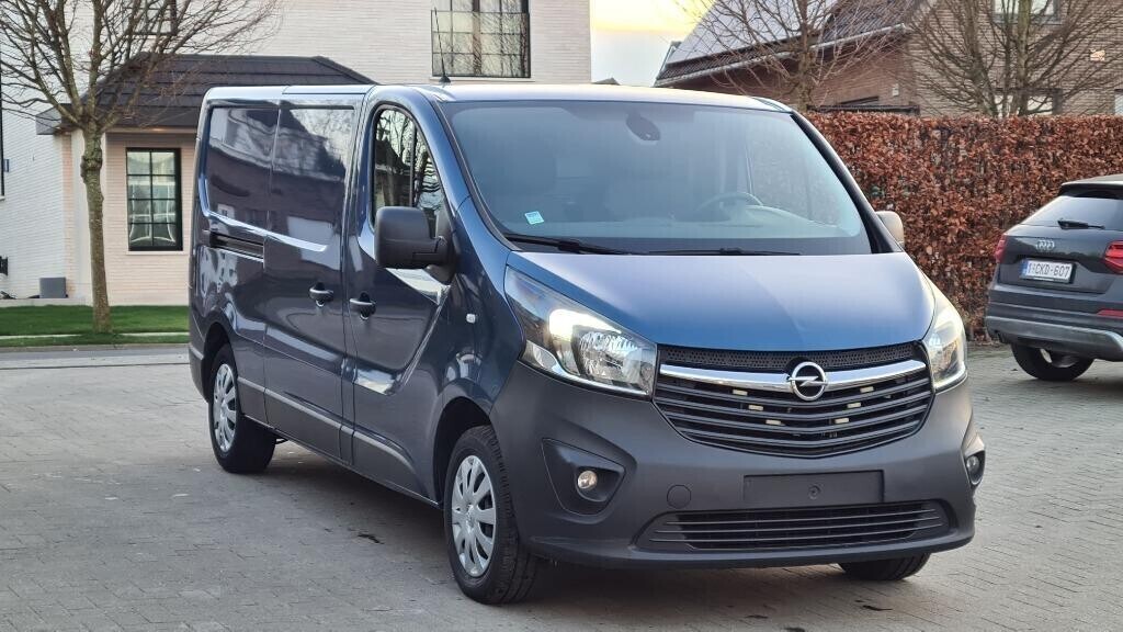 opel-vivaro-long-frame-utility-euro-6b-tva-comprise-big-0