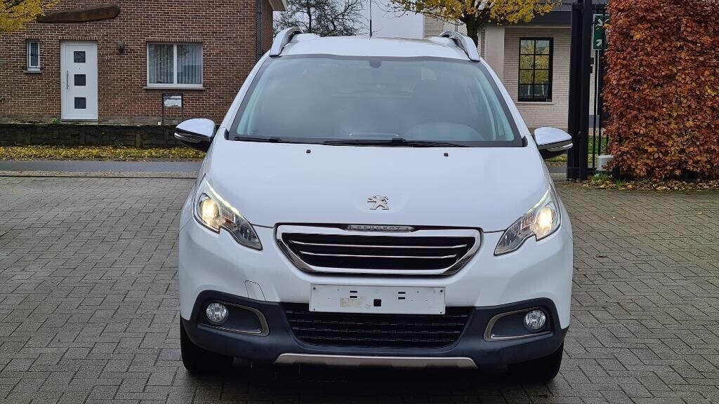 peugeot-2008-12i-benzine-60kw-euro-5b-big-1