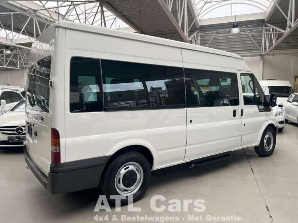 ford-transit-minibus-81-transports-handicapes-ascense-big-5