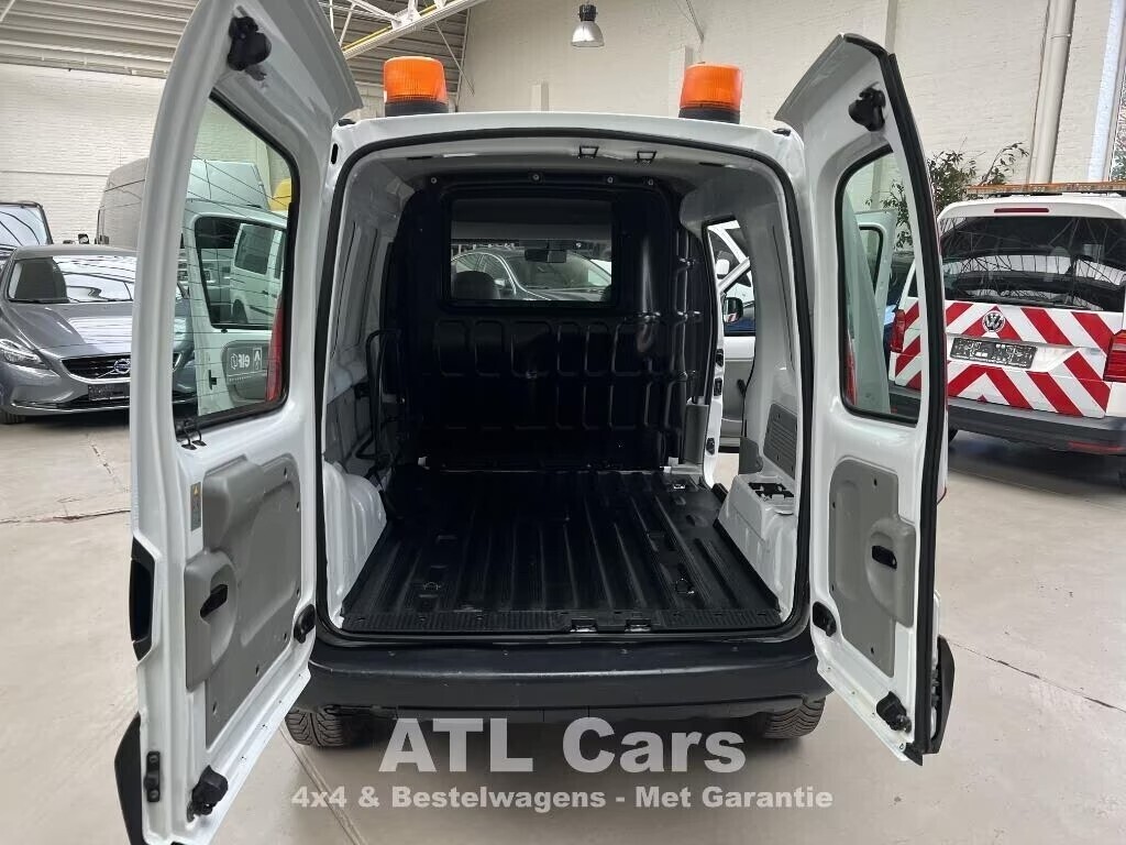 renault-kangoo-19-diesel1ste-eig4x4lichte-vracht1jgar-big-1