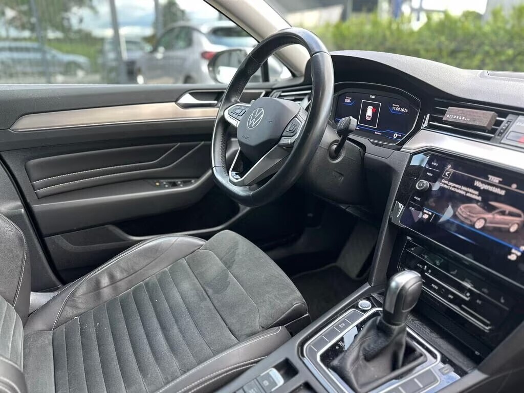 volkswagen-passat-variant-20tdi-81000km-2021-nieuwsta-big-2