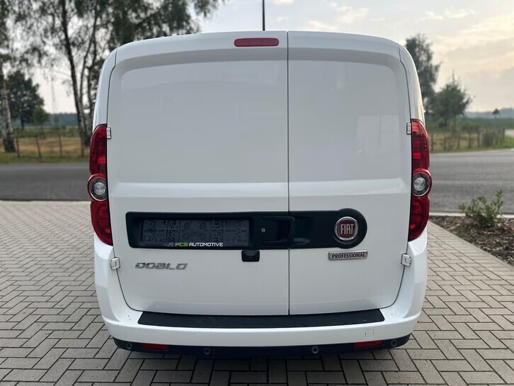 fiat-doblo-16-multijet-59000km-2022-big-7