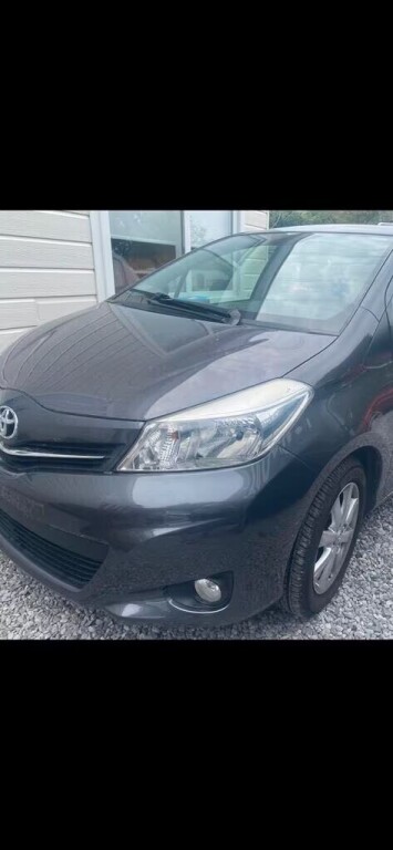 yaris-29000km-13cc-benzine-2014-airco-000km-big-3