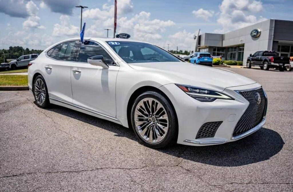 2021-lexus-ls500-35v6-biturbo-big-2