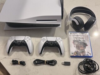 Sony PlayStation 5 825GB Disk Edition-console met 2 controllers en headset