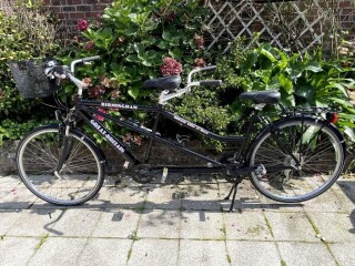 Nearly new Tandem bike for 700Eur.