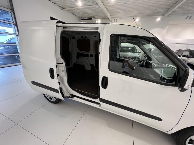 fiat-doblo-cargo-16-mj-l1-big-8