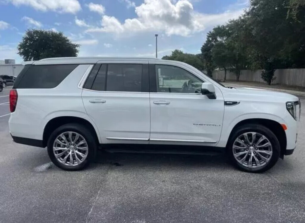 2022-gmc-yukon-denali-4wd-like-new-big-5