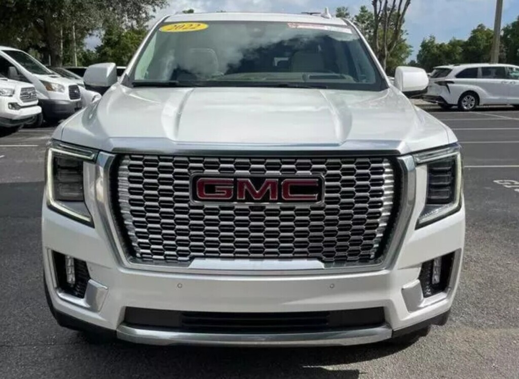 2022-gmc-yukon-denali-4wd-like-new-big-0