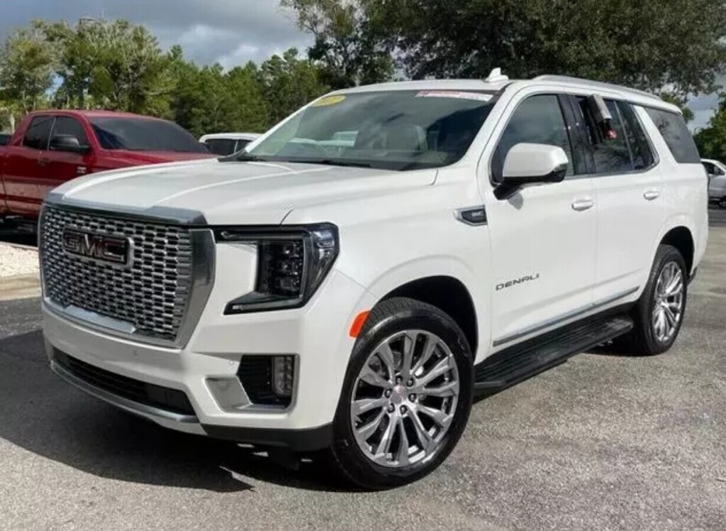 2022-gmc-yukon-denali-4wd-like-new-big-1