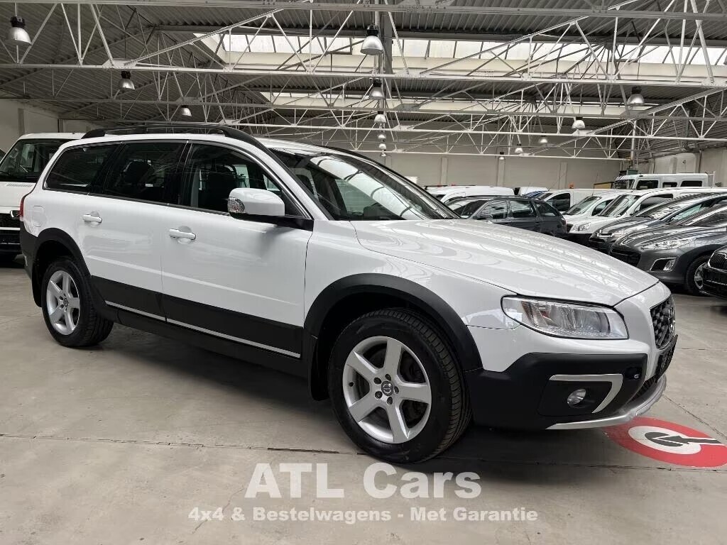 volvo-xc70-24-diesel-4x4-airco-navi-euro-5-camera-big-1