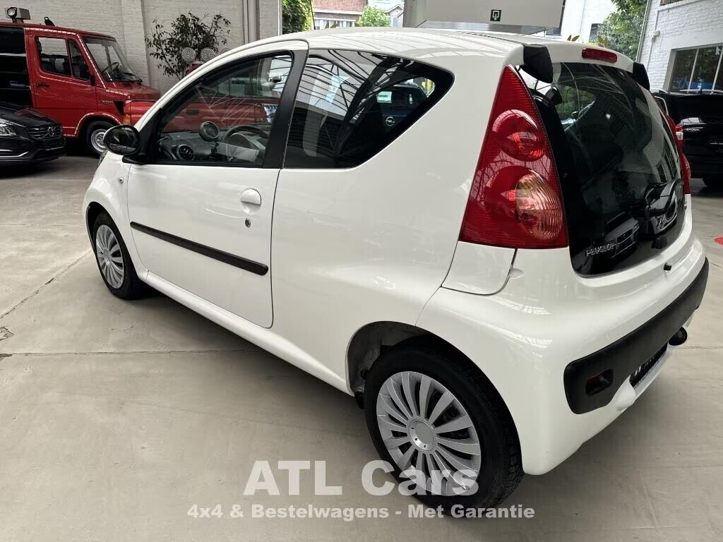 peugeot-107-14-diesel-slechts-73-000km-1j-garantie-big-3