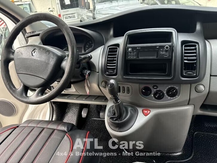 renault-trafic-20diesel-1ste-eigenaar-trekhaak-1j-gar-big-9