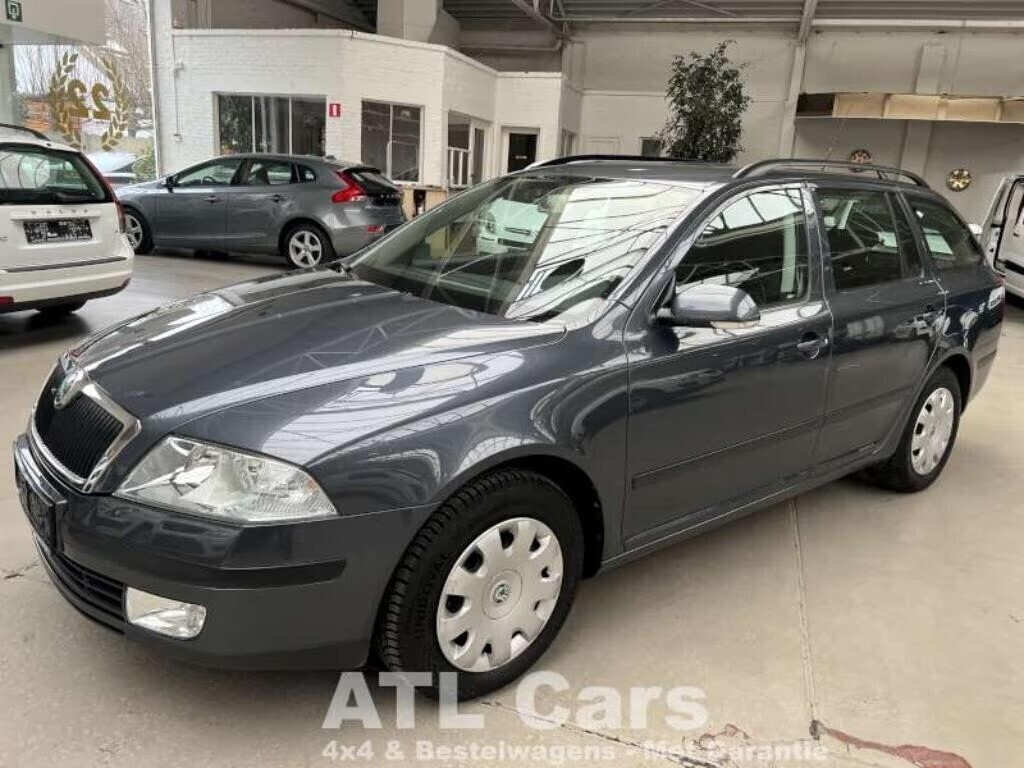 skoda-octavia-99-000-km-1er-proprietaire-1-an-de-gar-big-7