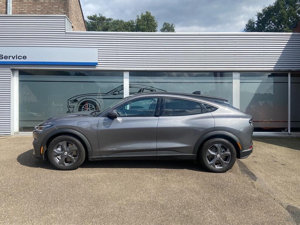 ford-mustang-mach-e-76-kwh-rwd-stand-range-16500km-pano-big-1