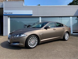 Jaguar XF 2.2D - 1st Own - Navi - Caméra - Carnet d'entretie