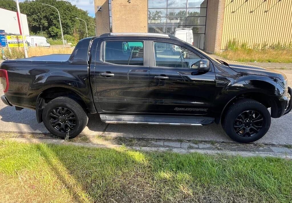 ford-ranger-wildtrack-20d-big-4