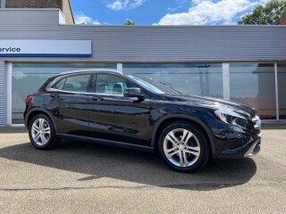 Mercedes-Benz GLA 220 CDI 4-Matic- Navi- Caméra- Ventilateur