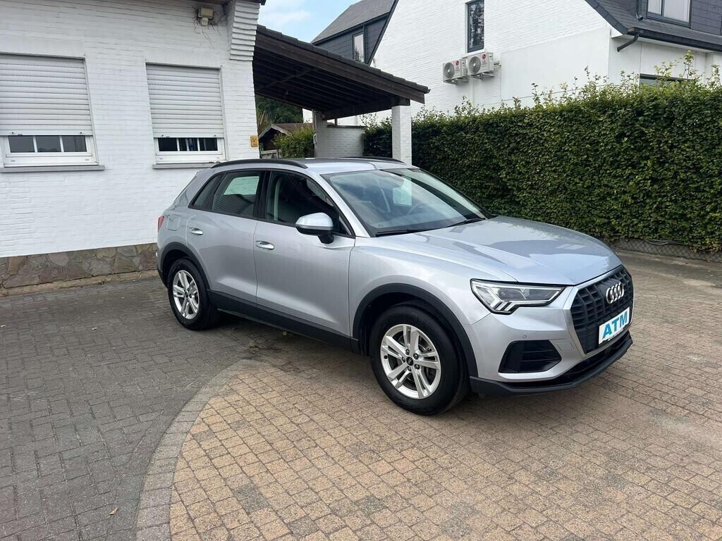 audi-q3-45-tfsi-e-platinumlederlednavigatiesur-camera-big-0