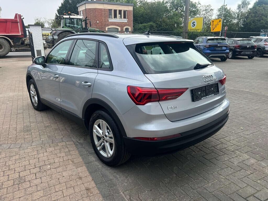 audi-q3-45-tfsi-e-platinumlederlednavigatiesur-camera-big-2