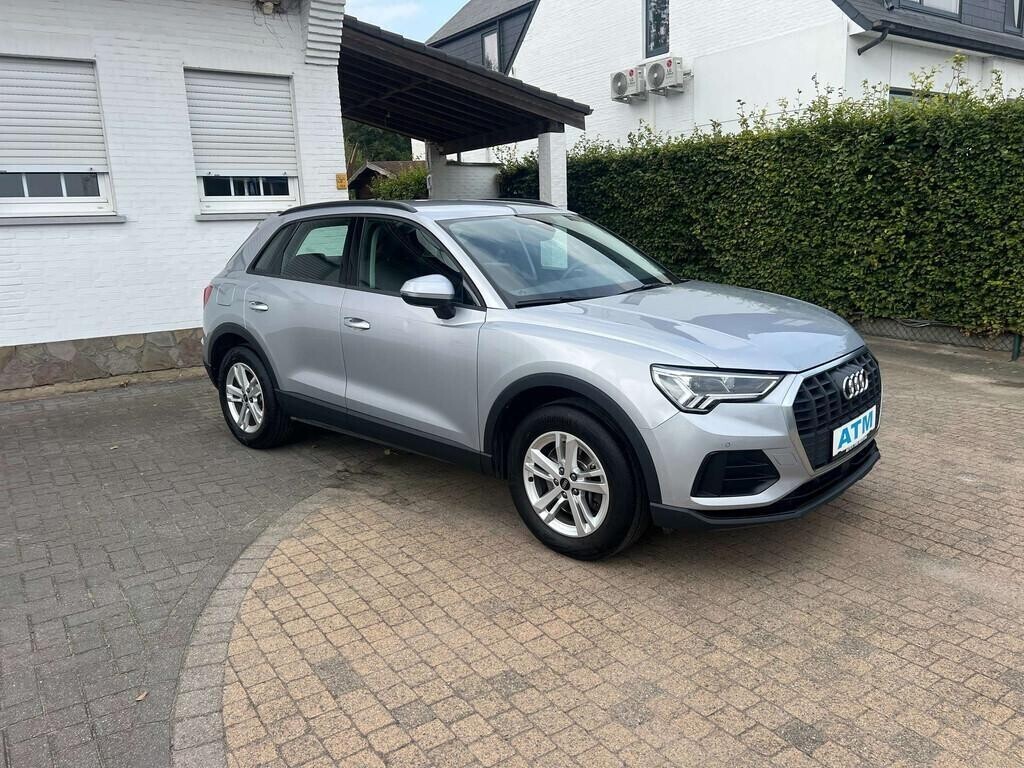 audi-q3-45-tfsi-e-platinumlederlednavigatiesur-camera-big-5