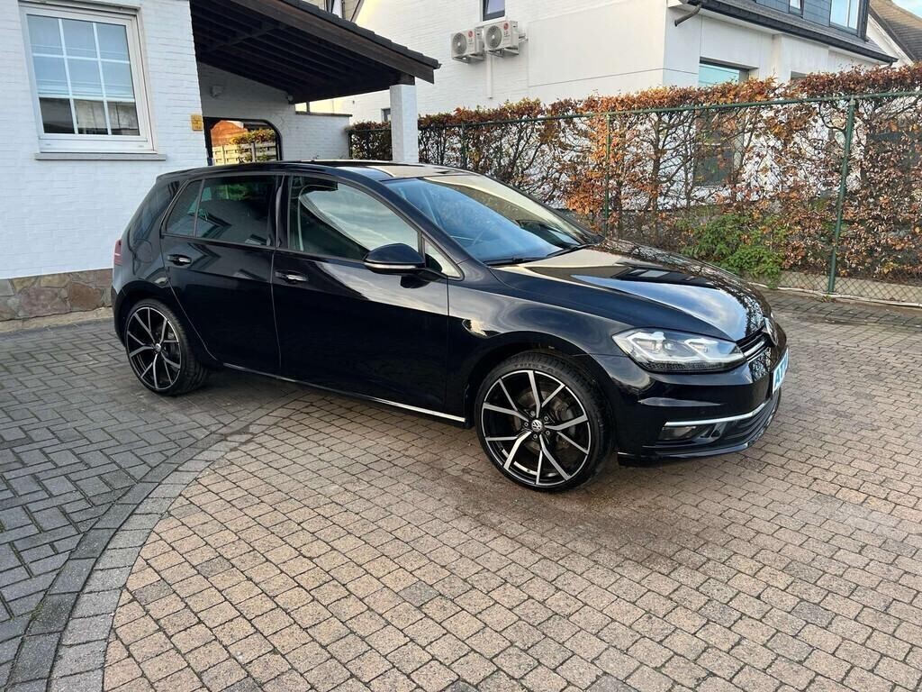 volkswagen-golf-20-scr-tdi-highline-dsg-eu62ledercamer-big-1