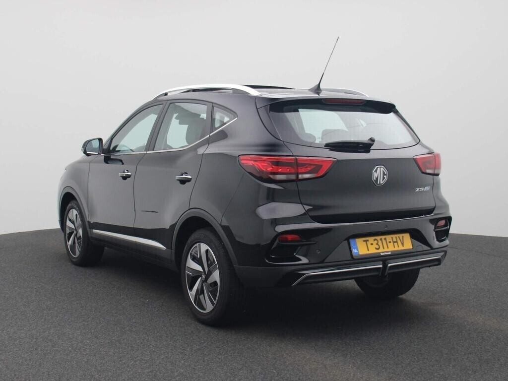 mg-zs-ev-standard-range-luxury-50-kwh-big-5