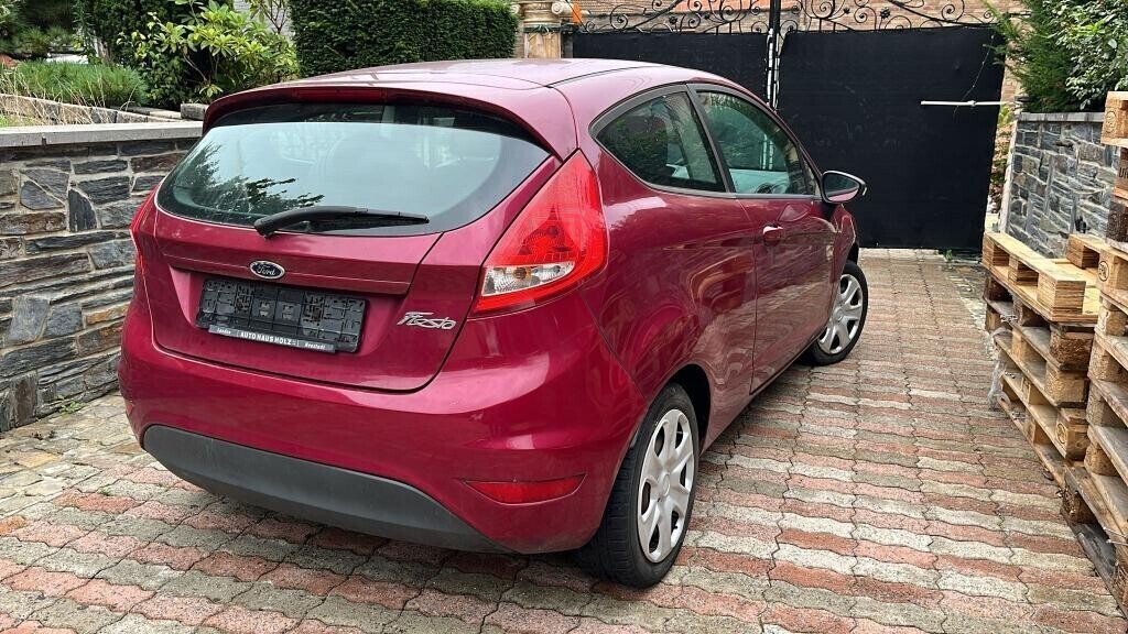 ford-fiesta-12i-big-2