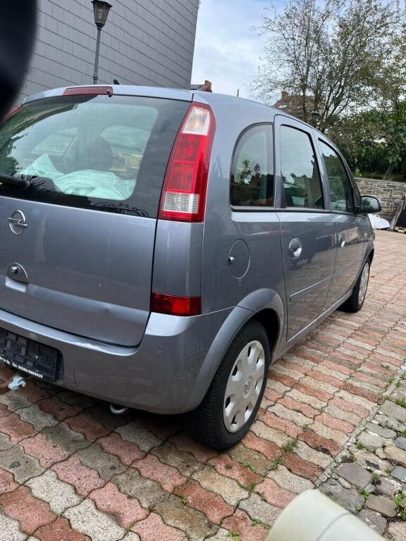 opel-meriva-14i-big-3