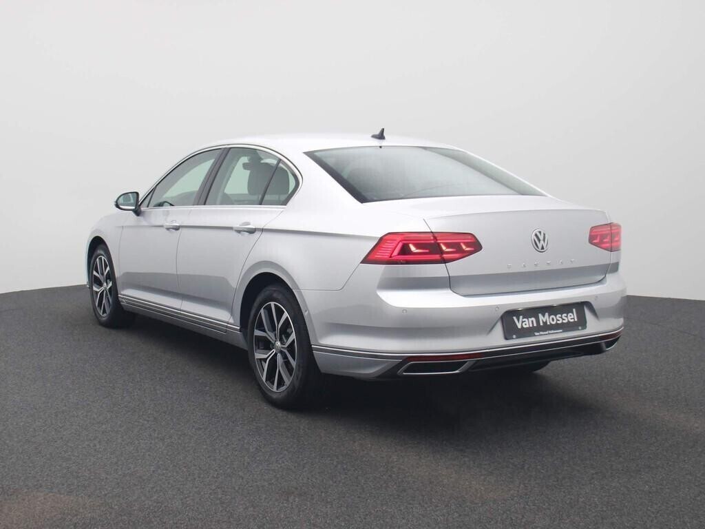 volkswagen-passat-15-tsi-elegance-big-3