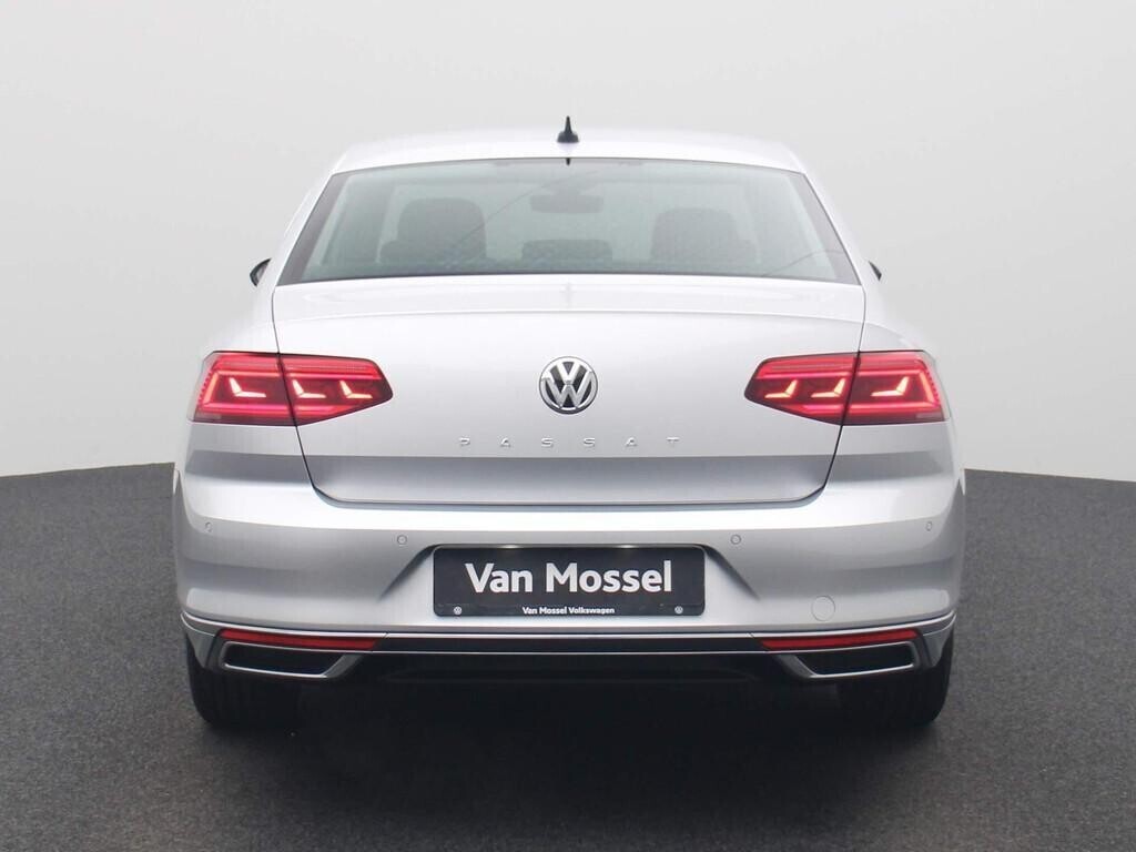 volkswagen-passat-15-tsi-elegance-big-4