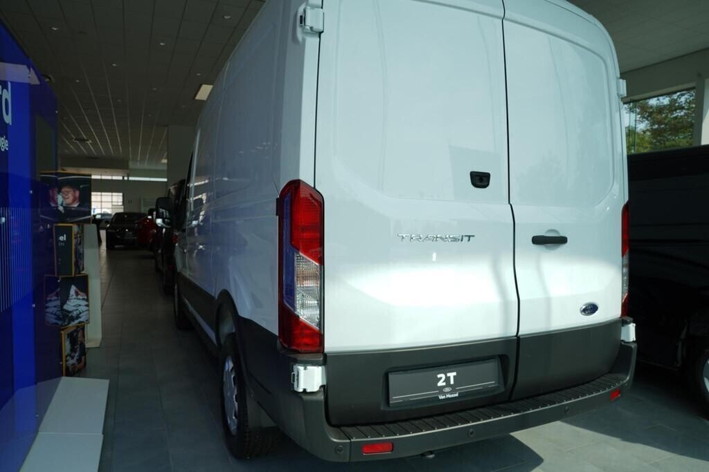 ford-transit-350m-20-tdci-l2h2-trend-camera-sync-4-big-4