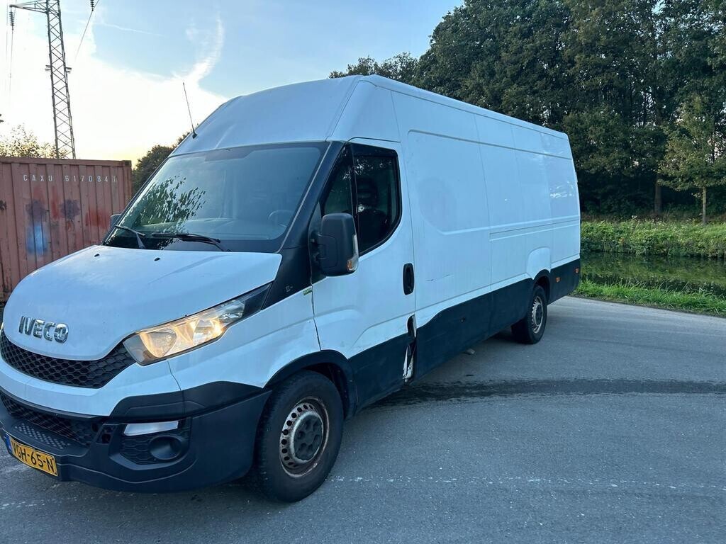 iveco-daily-35s13v-23-410-h2-xxl-2016-big-0