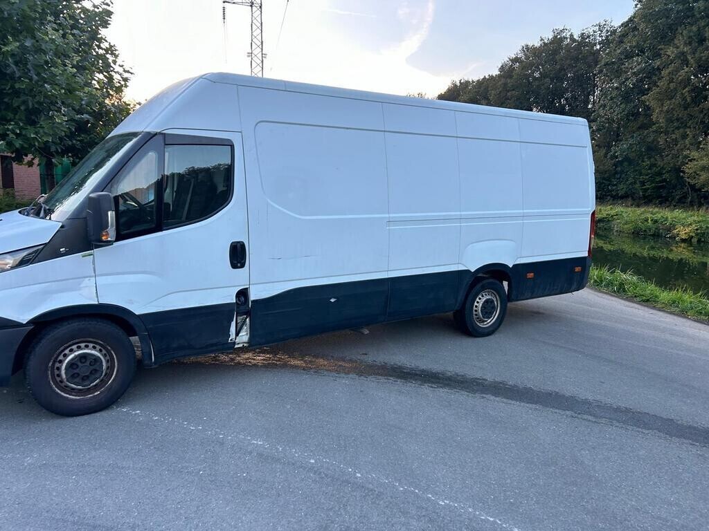 iveco-daily-35s13v-23-410-h2-xxl-2016-big-2