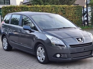 Peugeot 5008 1.6HDI 80Kw Euro 4 GPS/Automatic Année 2010, 1