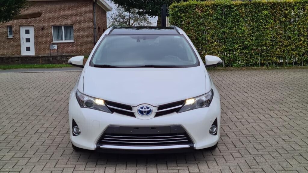 toyota-auris-hybrid-18-benzineelec-annee-2015-153000km-big-9