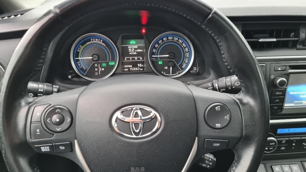 toyota-auris-hybrid-18-benzineelec-annee-2015-153000km-big-5