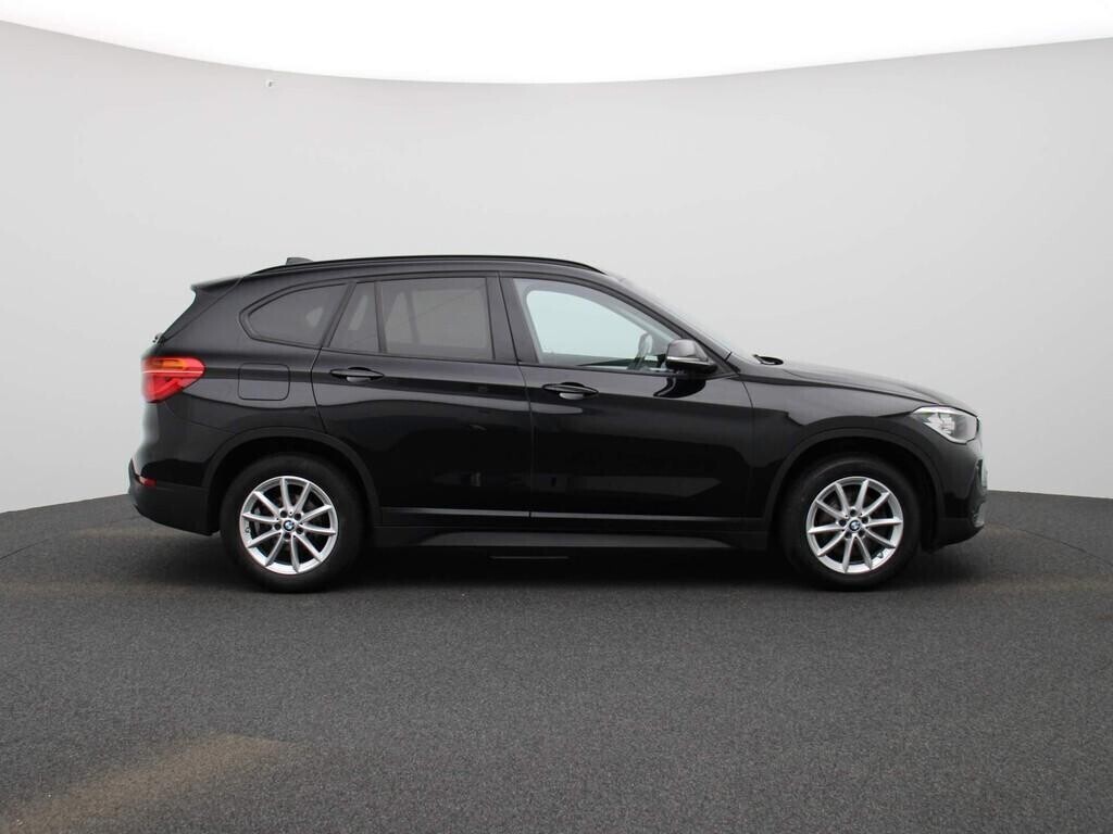 bmw-x1-sdrive18i-executive-big-4