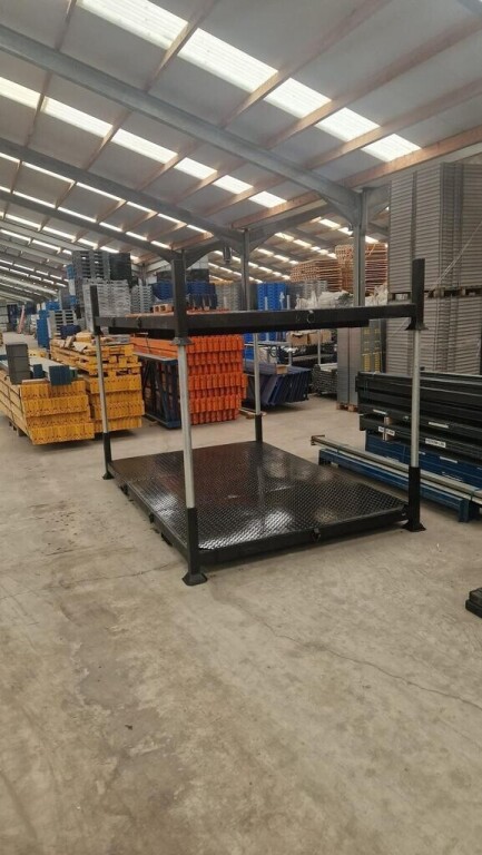 stapelrek-300x200-cm-met-traanplaat-zwart-excl-rongen-big-1