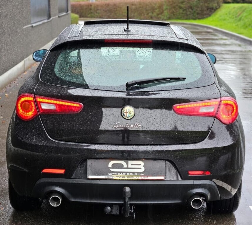 alfa-romeo-giulietta-20-jtd-full-option-garantie-big-3