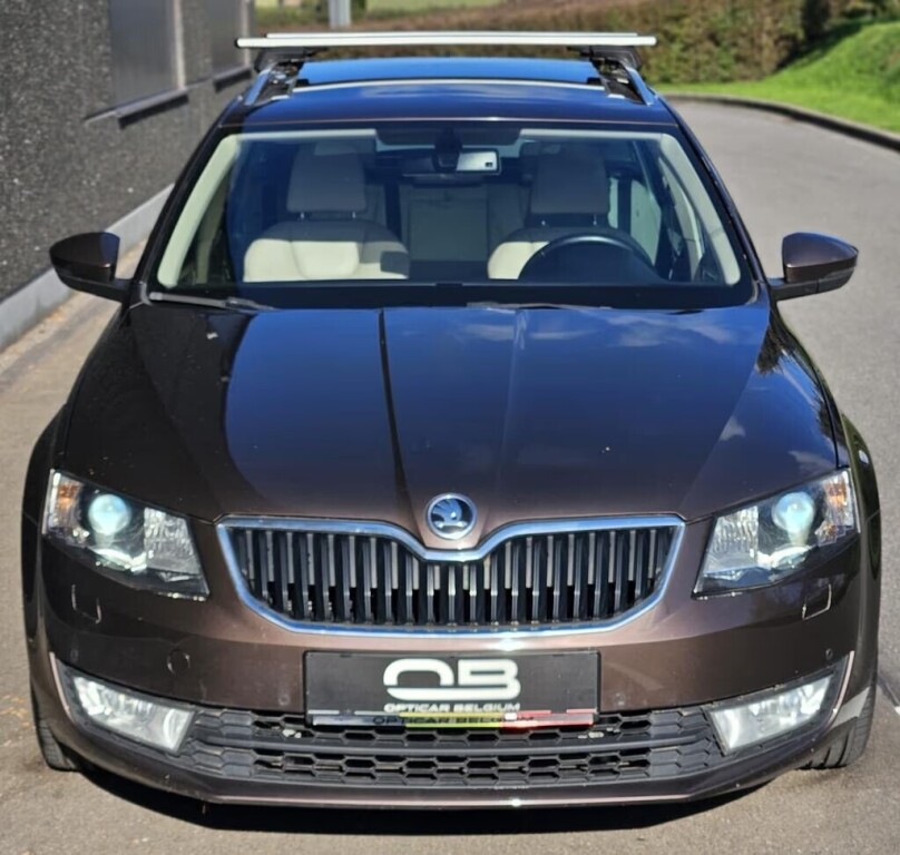 skoda-octavia-dsg-full-option-garantie-big-0