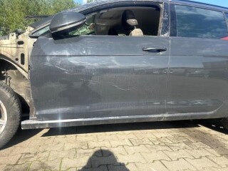 Portier 4Deurs links-voor van een Volkswagen Golf (LI7F)