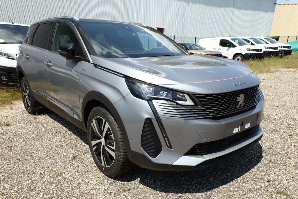 super-offre-peugeot-5008-gt-130cv-vehicule-en-ruptu-big-0