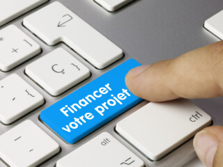 POUR CEUX QUI SONT A LA RECHERCHE D'UN FINANCEMENT POUR RÉALISER LEURS PROJETS.