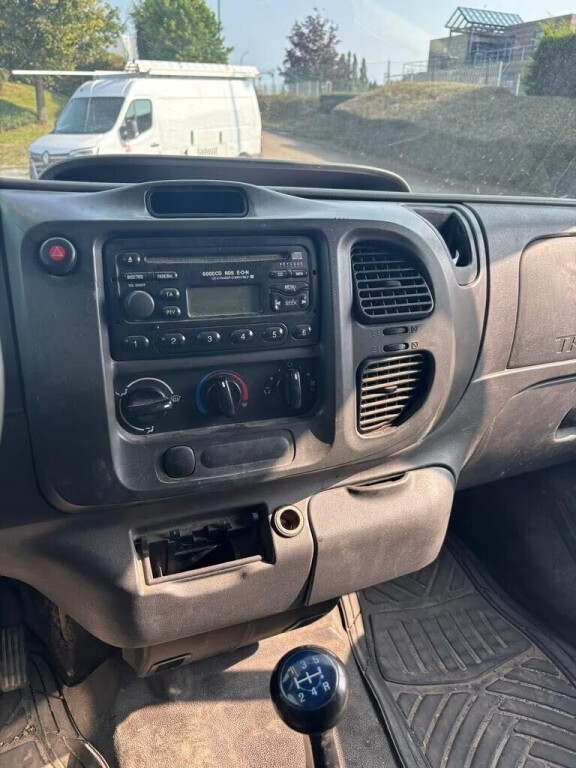 ford-transit-2l-148000km-big-4