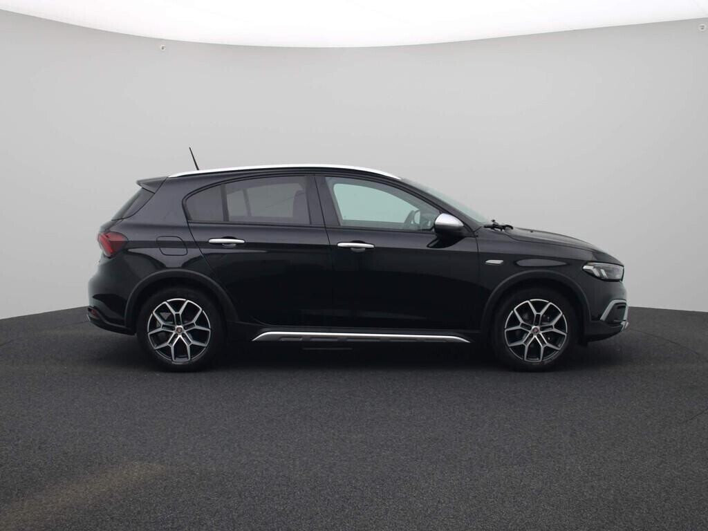 fiat-tipo-hatchback-cross-10-firefly-big-5