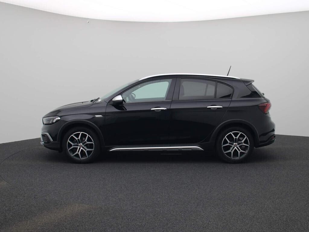 fiat-tipo-hatchback-cross-10-firefly-big-3